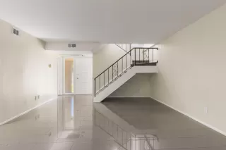 Photo #3: 6081545 Listing