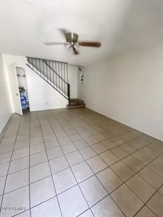 Photo #2: 6081658 Listing 