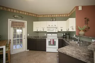 Photo #5: 6081670 Listing