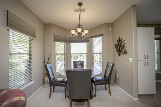 Photo #6: 6081670 Listing