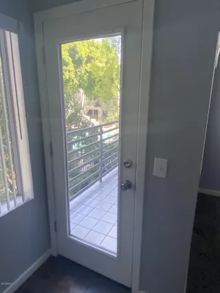 Photo #4: 6081698 Listing