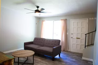 Photo #4: 6081721 Listing 