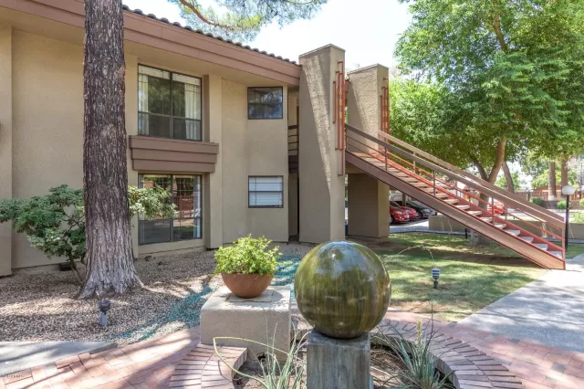 MLS: 6081751 Condo For Sale