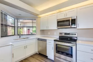 Photo #2: 6081751 Listing 