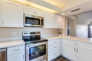 Photo #6: 6081751 Listing 