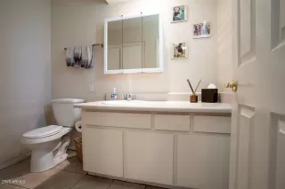 Photo #6: 6081805 Listing