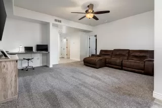 Photo #4: 6081941 Listing 