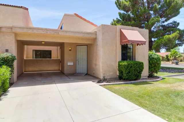 MLS: 6082034 Condo For Sale