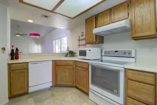 Photo #4: 6082034 Listing