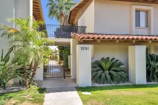 Photo #1: 6082184 Listing