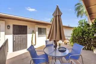 Photo #2: 6082184 Listing