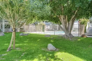 Photo #2: 6082267 Listing