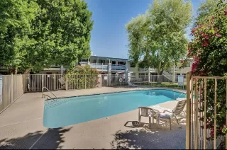 Photo #3: 6082267 Listing