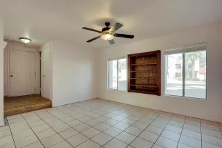 Photo #5: 6082444 Listing