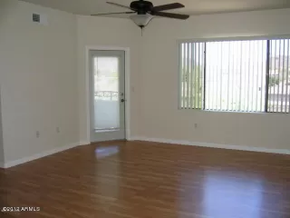 Photo #4: 6082612 Listing