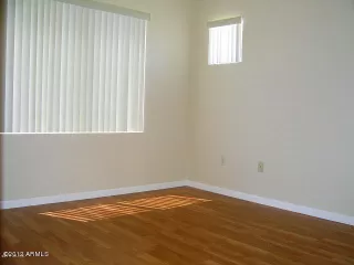 Photo #5: 6082612 Listing