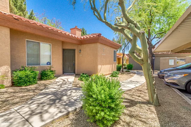 MLS: 6082743 Condo For Sale