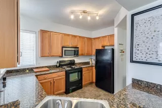 Photo #6: 6082743 Listing