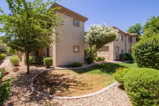 Photo #3: 6083017 Listing