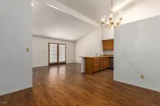 Photo #3: 6083156 Listing 