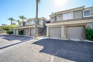 Photo #3: 6083262 Listing