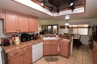 Photo #2: 6083281 Listing 