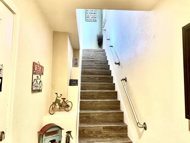 MLS: 6083308 Condo For Sale