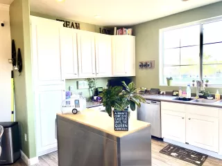 Photo #3: 6083308 Listing