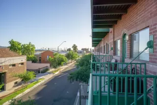 Photo #1: 6083382 Listing 