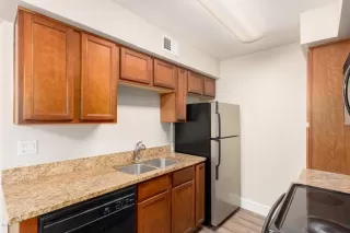 Photo #2: 6083399 Listing