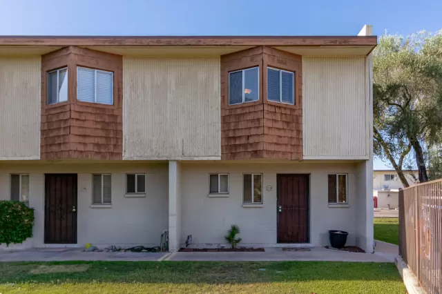 MLS: 6083464 Condo For Sale