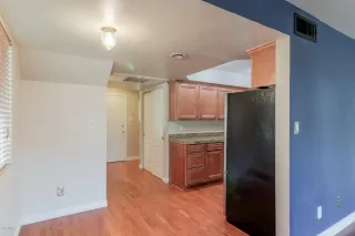 Photo #5: 6083464 Listing