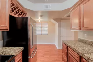 Photo #6: 6083464 Listing