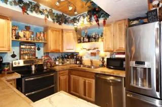 Photo #6: 6083591 Listing