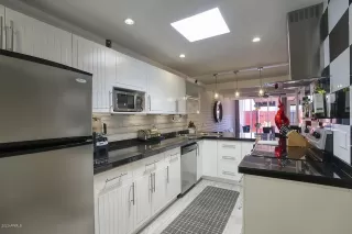 Photo #2: 6083682 Listing