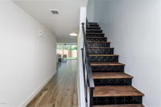 Photo #3: 6083970 Listing 