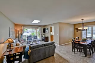 Photo #1: 6084024 Listing 