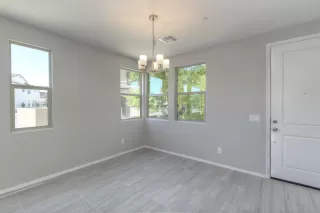 Photo #3: 6084109 Listing