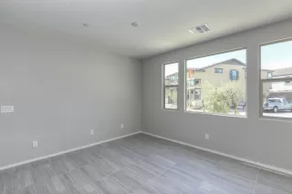 Photo #4: 6084109 Listing