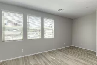 Photo #3: 6084205 Listing