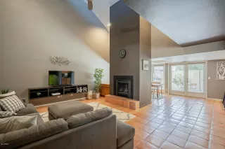 Photo #4: 6084216 Listing