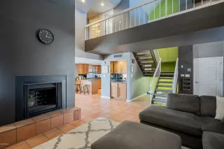 Photo #6: 6084216 Listing