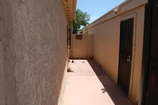 Photo #5: 6084472 Listing