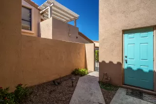 Photo #4: 6084565 Listing