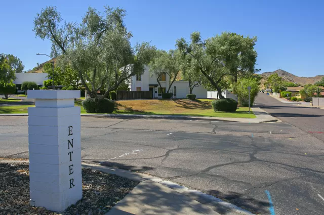 MLS: 6084655 Condo For Sale