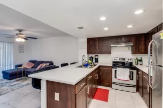 Photo #6: 6084841 Listing