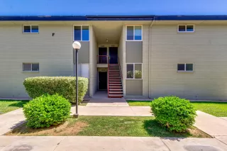 Photo #2: 6085038 Listing