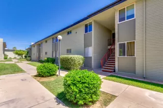 Photo #3: 6085038 Listing