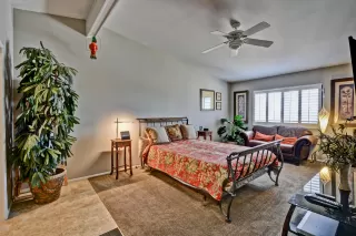 Photo #3: 6085075 Listing