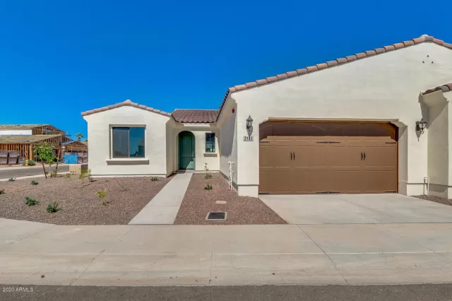 MLS: 6085110 Condo For Sale